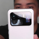 Imagen para el artículo titulado El nuevo Xiaomi 11 Ultra trae una pequeña pantalla para selfies incorporada